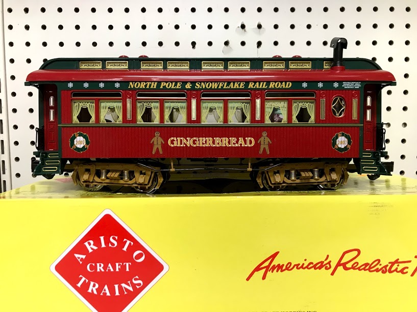 Aristocraft 31025 2007 Christmas Passenger Car - Click Image to Close