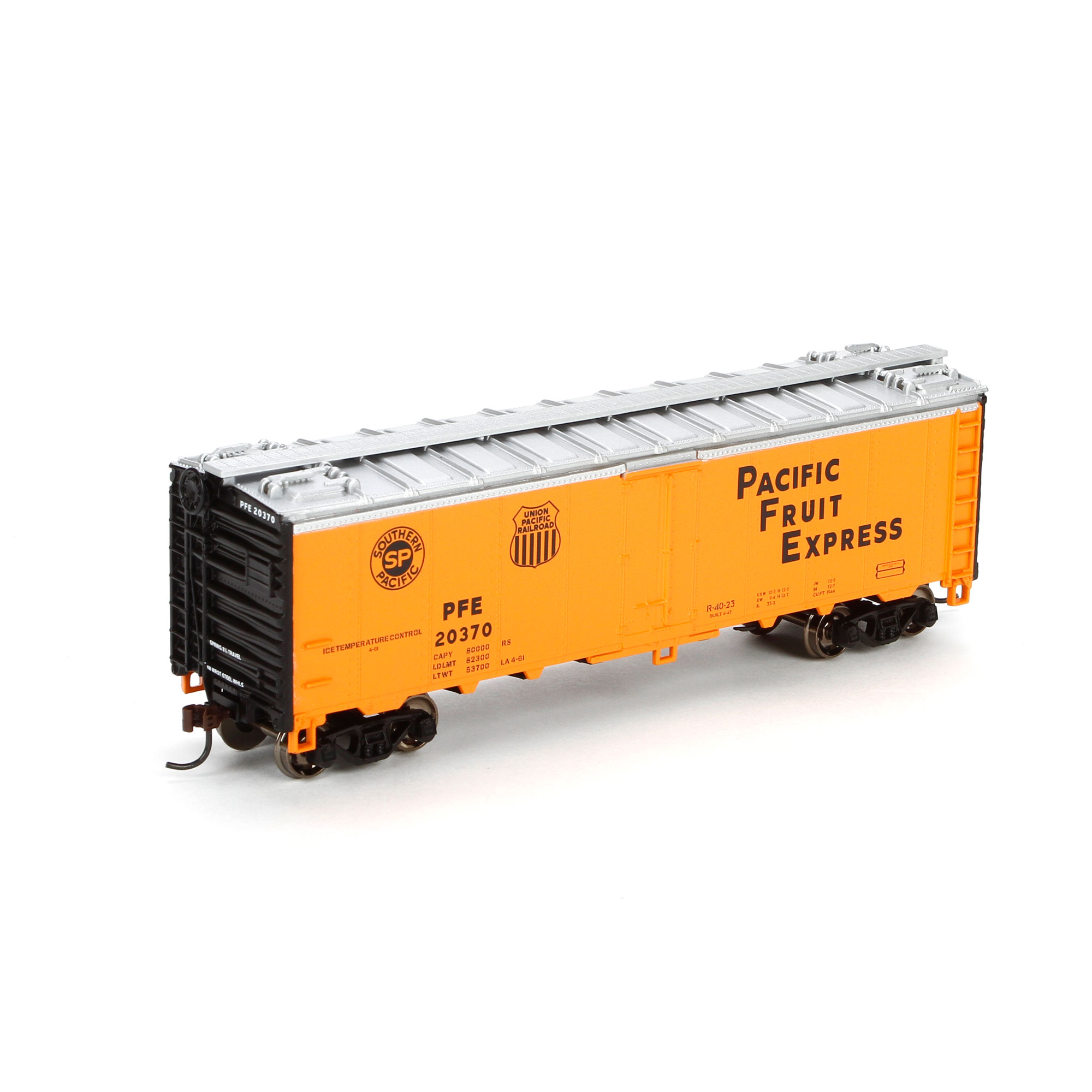 HO RTR 40' Steel Reefer, PFE #20370 - Click Image to Close