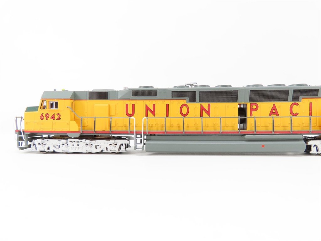 Union Pacific® #6942 - DD40AX -DCC (HO Scale) - Click Image to Close