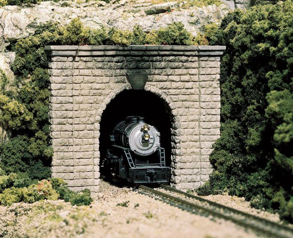 Cut Stone Single Portal - N Scale - Click Image to Close