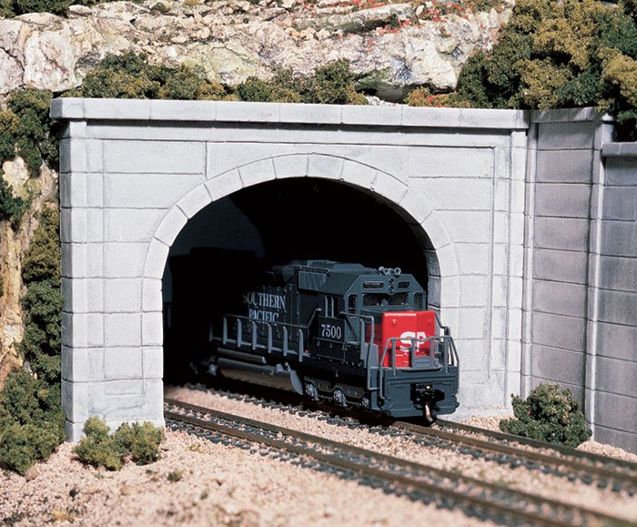 Concrete Double Portal - HO Scale - Click Image to Close