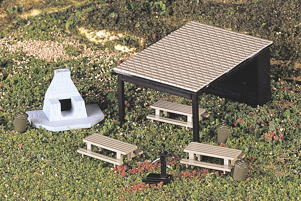 Picnic Set (HO Scale)