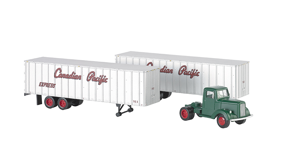 Canadian Pacific - Green Truck Cab & 2 Piggyback Trailers (HO)
