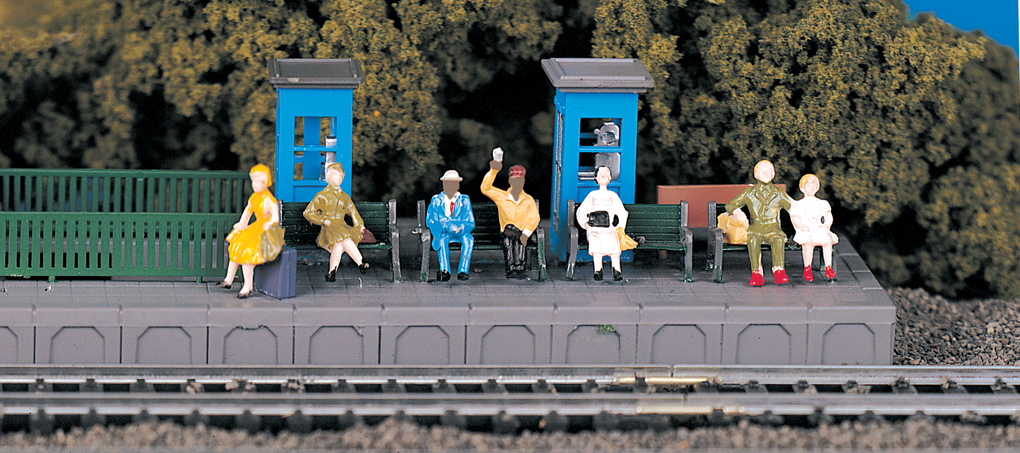 Sitting Passengers (HO Scale)