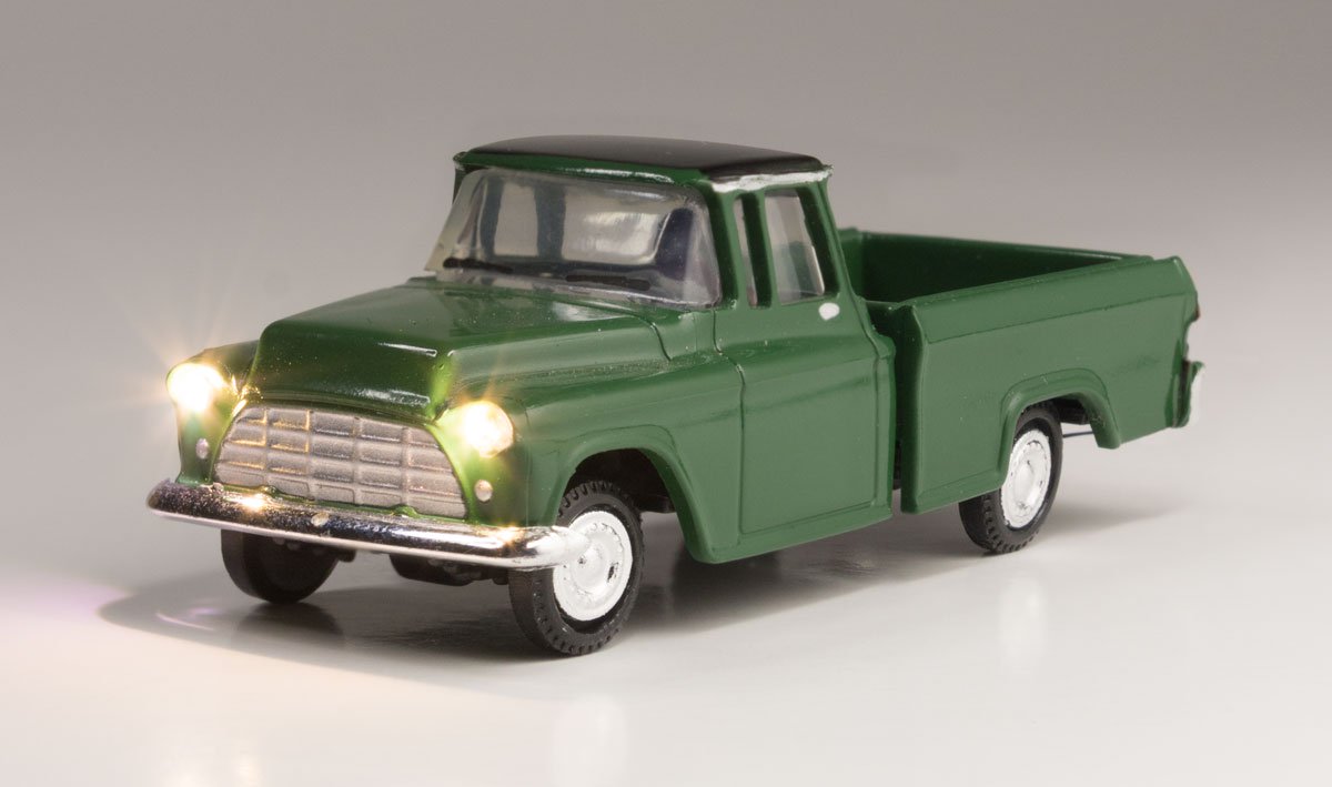 Green Pickup - HO Scale