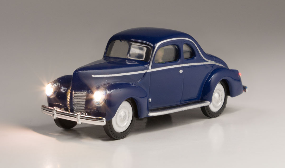 Blue Coupe - HO Scale - Click Image to Close