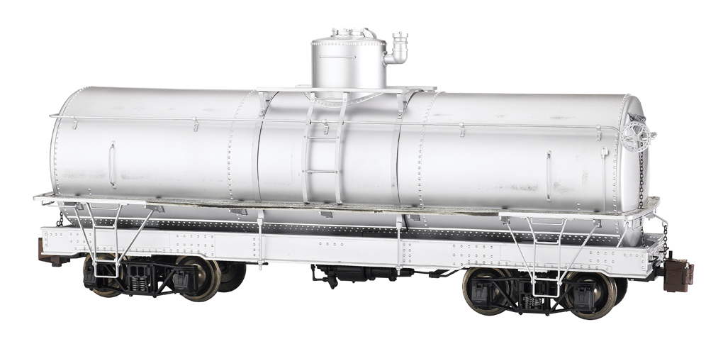 Painted, Unlettered - Silver - Framed Tank Car (Large Scale) - Click Image to Close