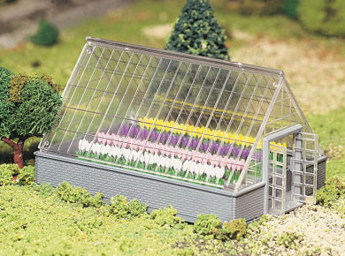 Greenhouse with Flowers (O Scale) - Click Image to Close