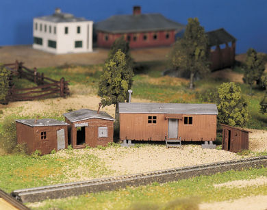 Hobo Jungle (two shacks, box car, outhouse) (O Scale) - Click Image to Close