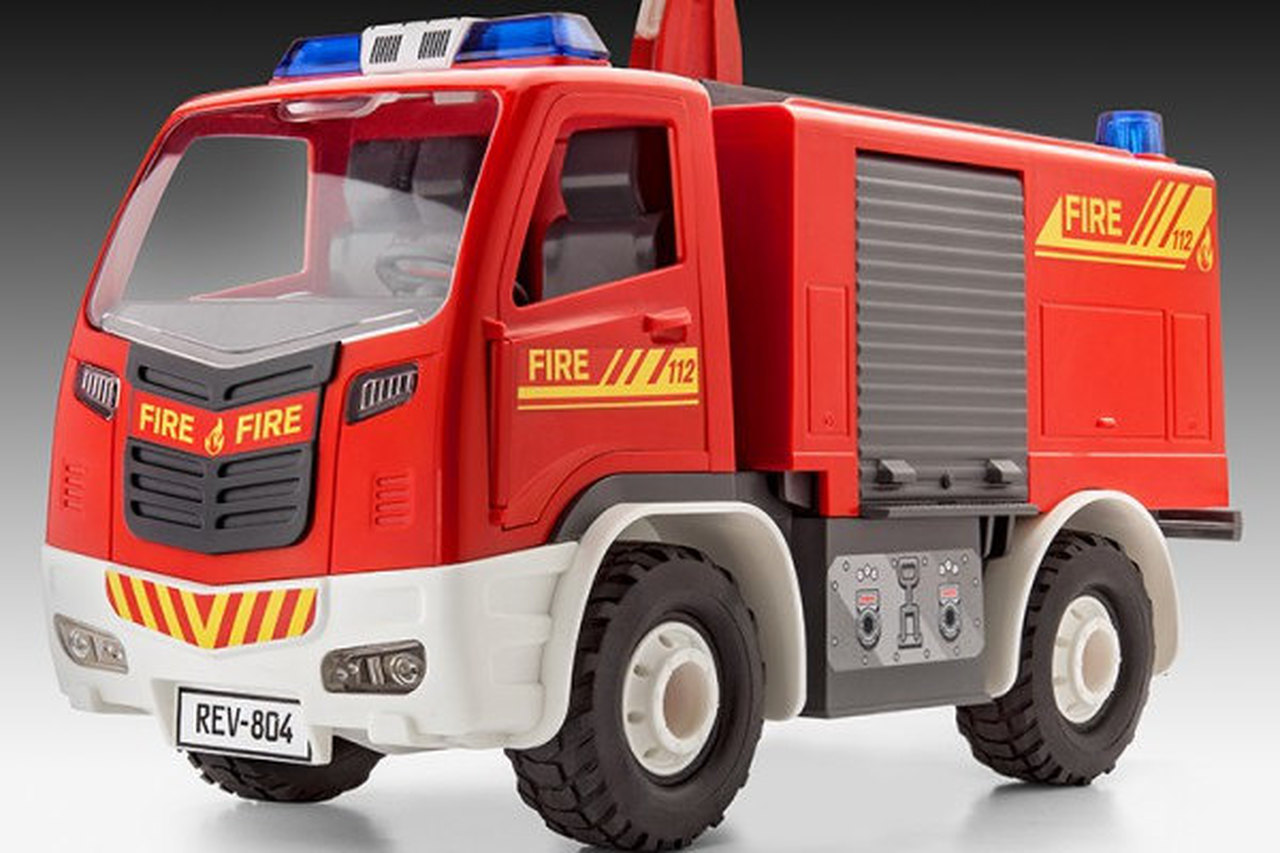 Revell 45-1004 Fire Truck Junior Assembly Kit Model Car - Click Image to Close