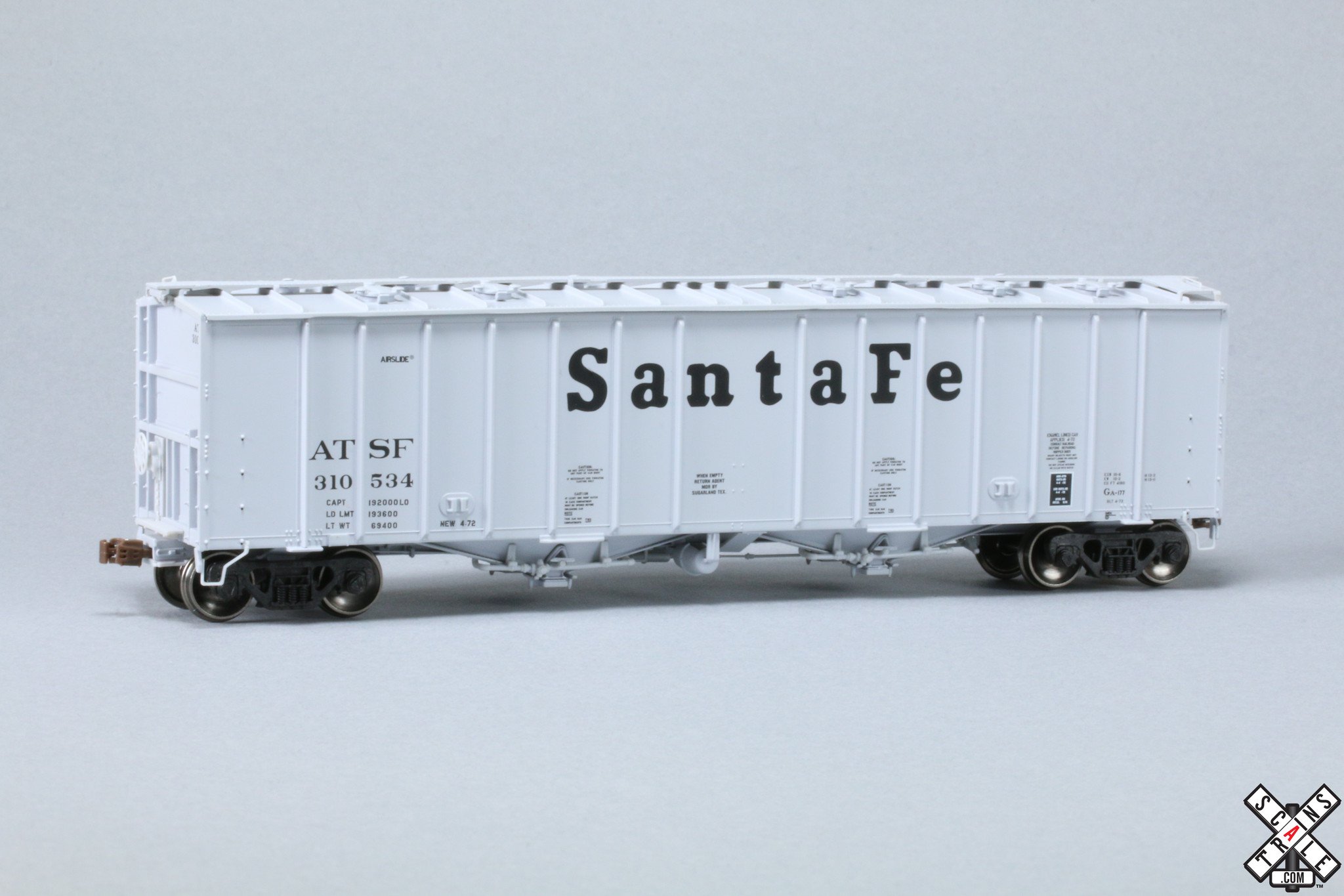 HO GATC 4180cf Airslide® Covered Hopper, Santa Fe/Billboard - Click Image to Close