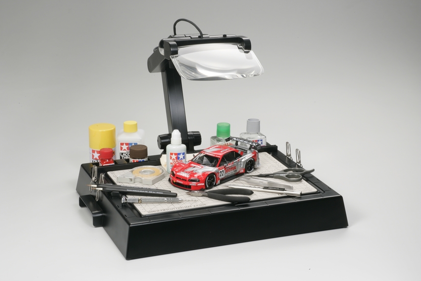 WORK STATION W/MAGNIFYING LENS (#74064) - Click Image to Close