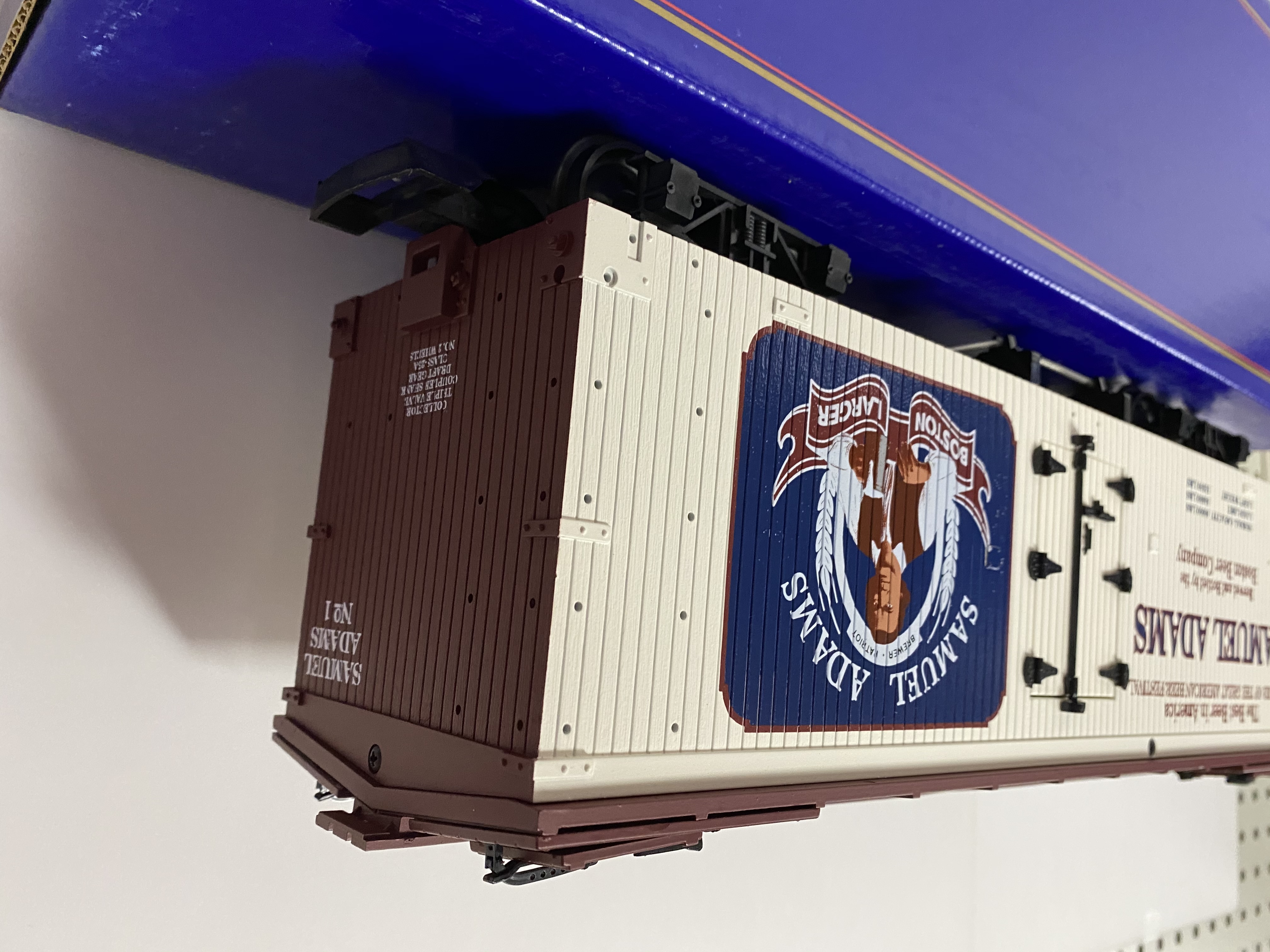 Samual Adams Beer Reefer (USA Trains 1671)