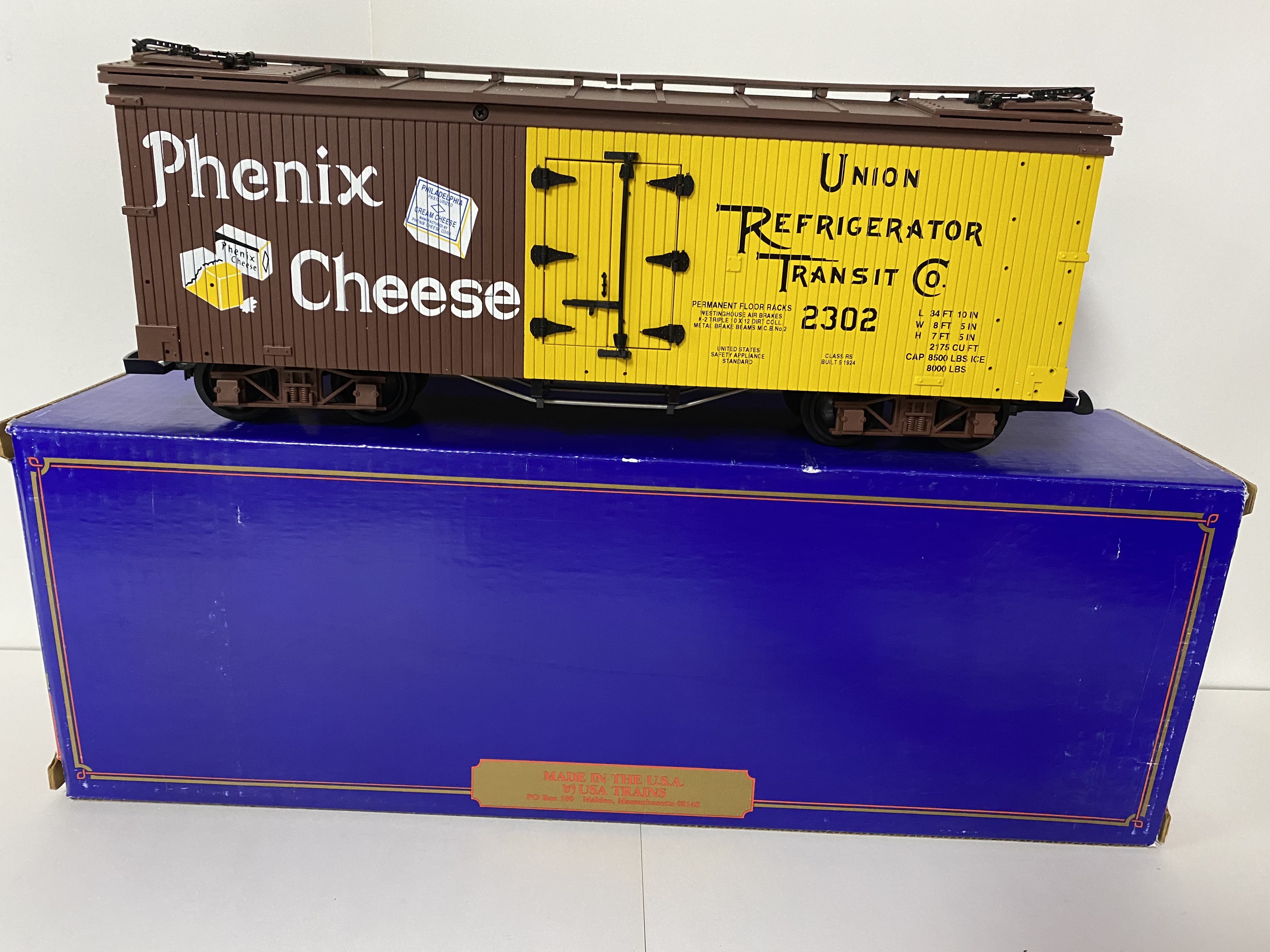 Phenix Cheese Reefer (USA Trains R-1688) - Click Image to Close